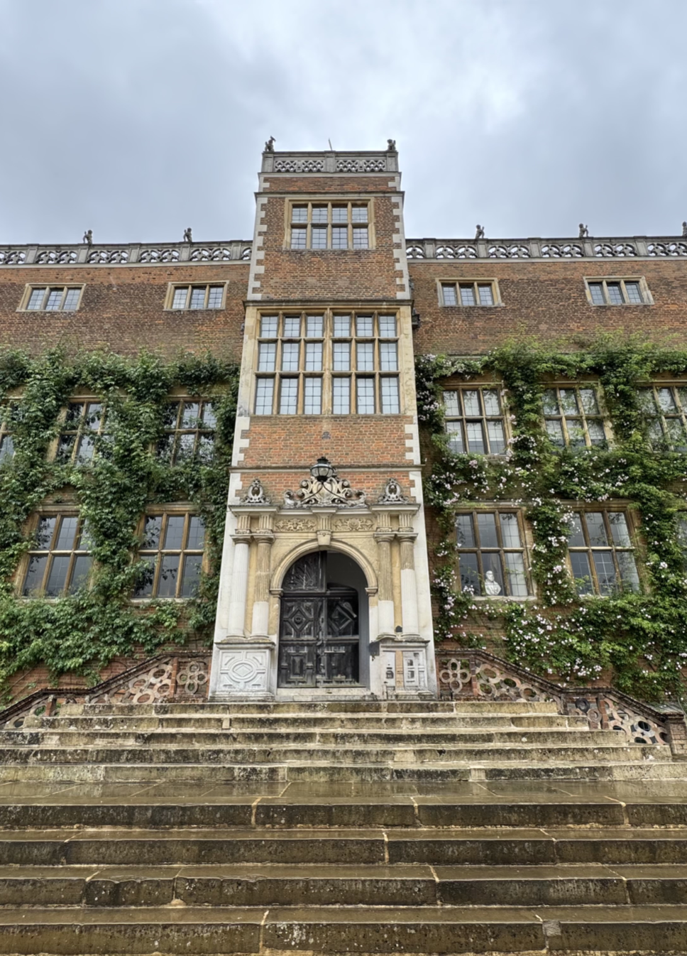 Lecture ||| HATFIELD HOUSE | A history with musical connections || 23 October 2025, Thursday 6.00-7.00 pm